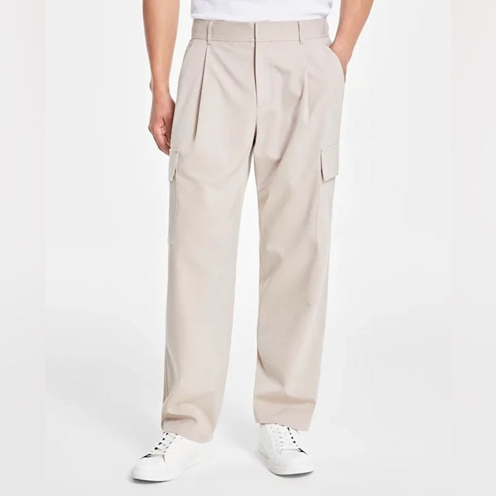 Alfani’s Men’s Refined Stretch Cargo Pants in Beige Size 38Wx30L